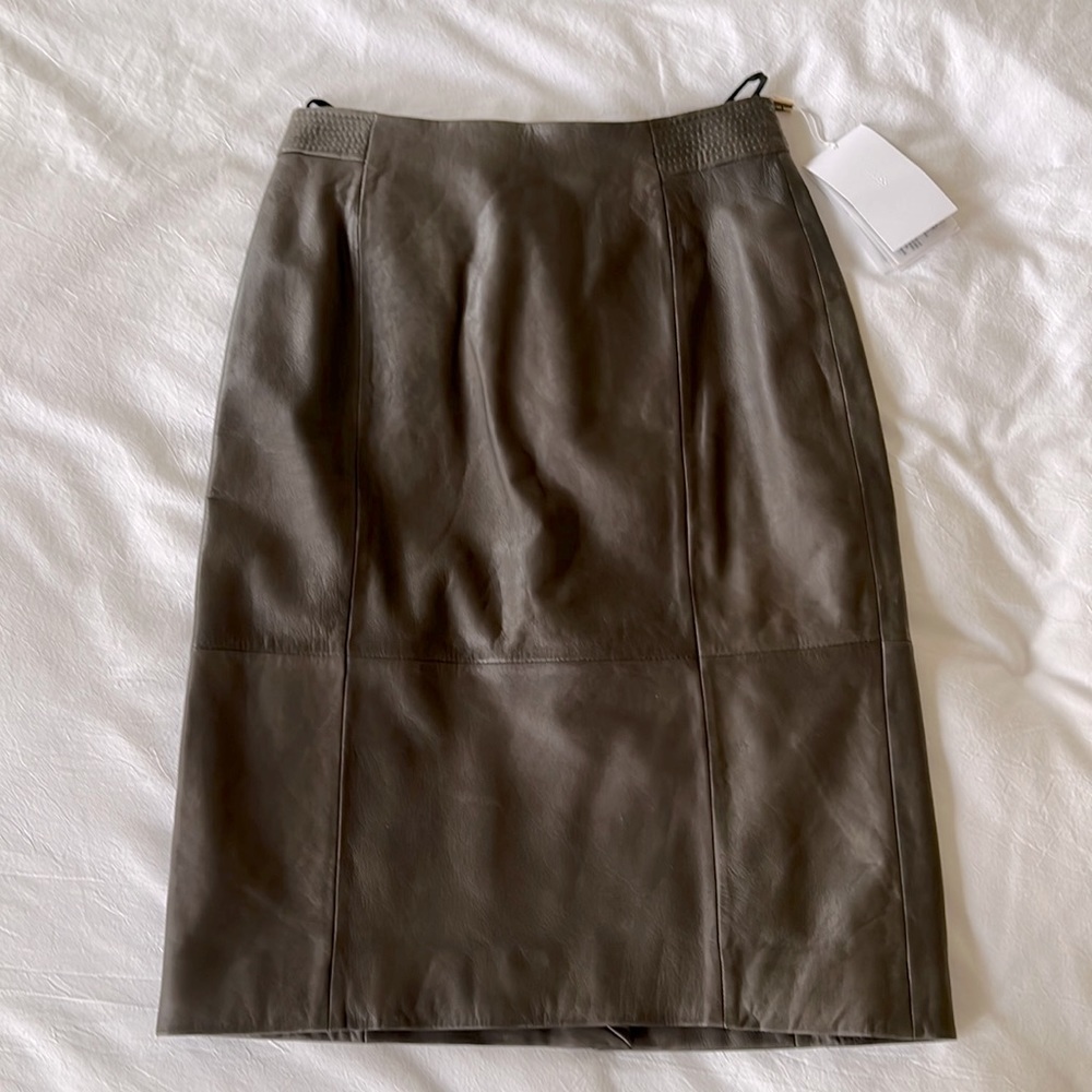 High waisted, leather, olive /  brown Hugo Boss pencil skirt. NWT